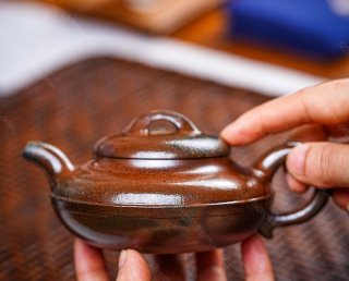 獨家首發，品名：線圓。泥料：極品紫泥（